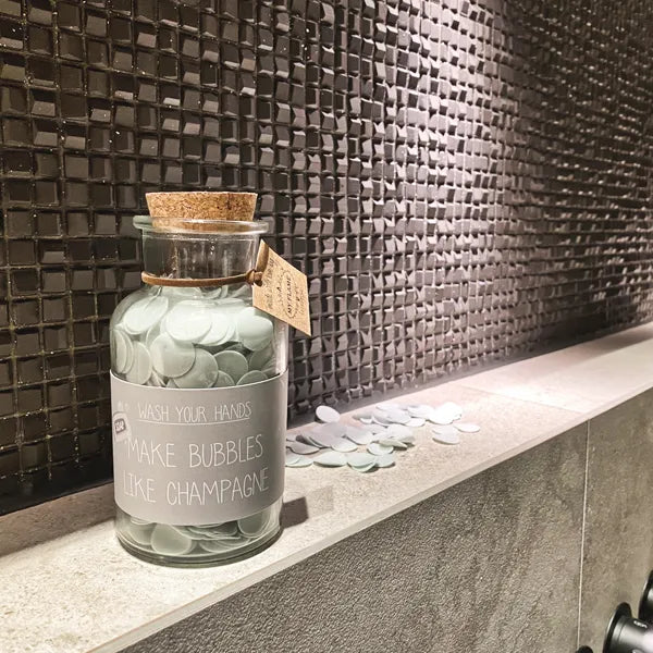 Handzeep "Make Bubbles like Champagne" - Geur: Amber's secret
