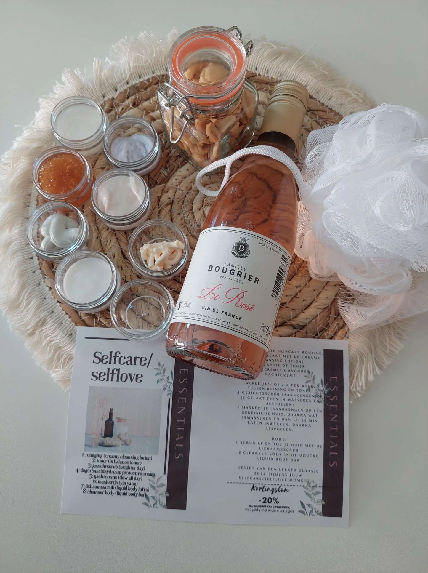 Selfcare selflove box