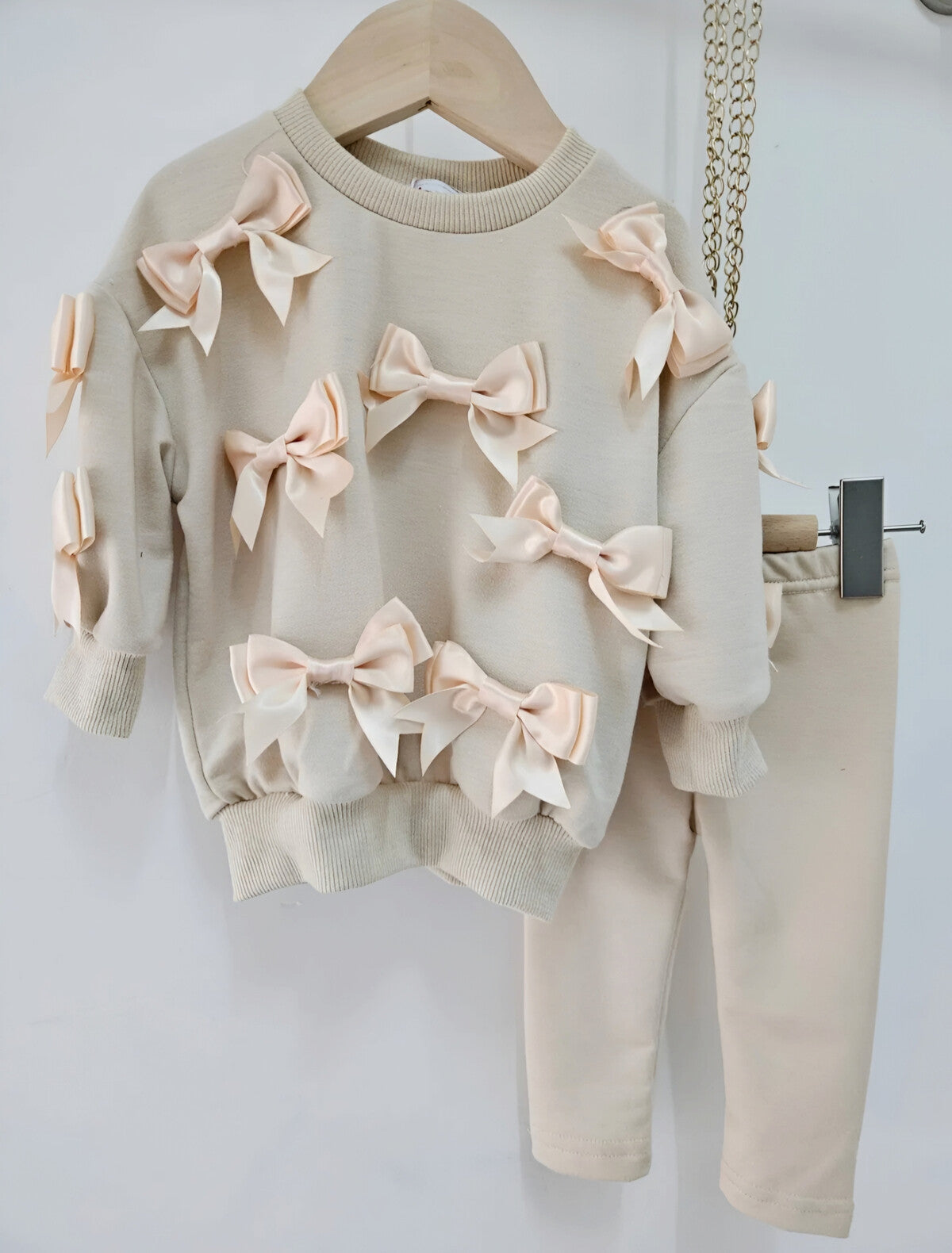 Huispakje met strikjes