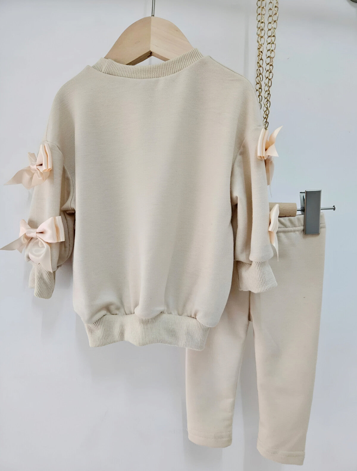 Huispakje met strikjes